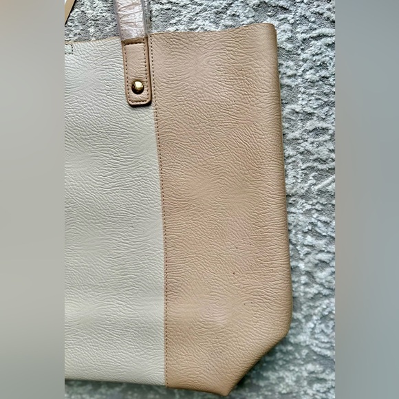 Ulta Beauty Cream and Beige Two-Tone Tote - Picture 5 of 6